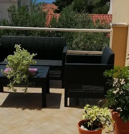 Gostinjska kuća Ara Makarska